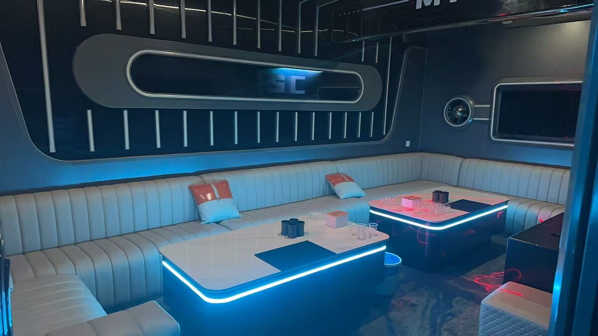 6e18d786e9f9e015fdae76ed53b8fcf9