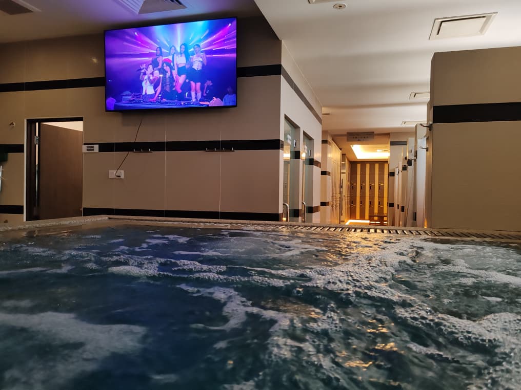 WhatsApp Image 2025-11-12 at 03.05.19_20901e9a